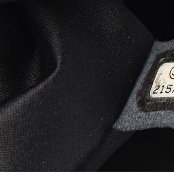 Authentic Chanel sequin flap bag - Picture 10 of 11